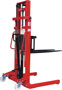 Apilador manual para 1000kg con horquillas y patas regulables