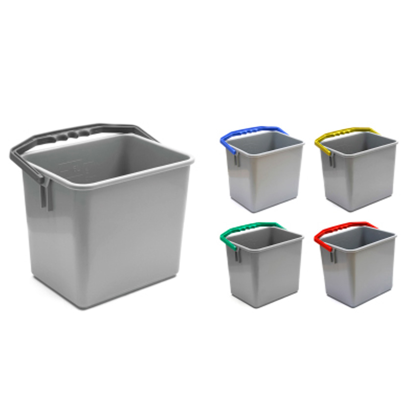 Otros cubos de plástico